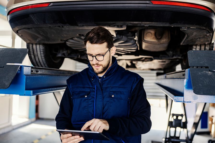 Build Your Service Experience and Maximize Every RO | Dealertrack DMS Blog